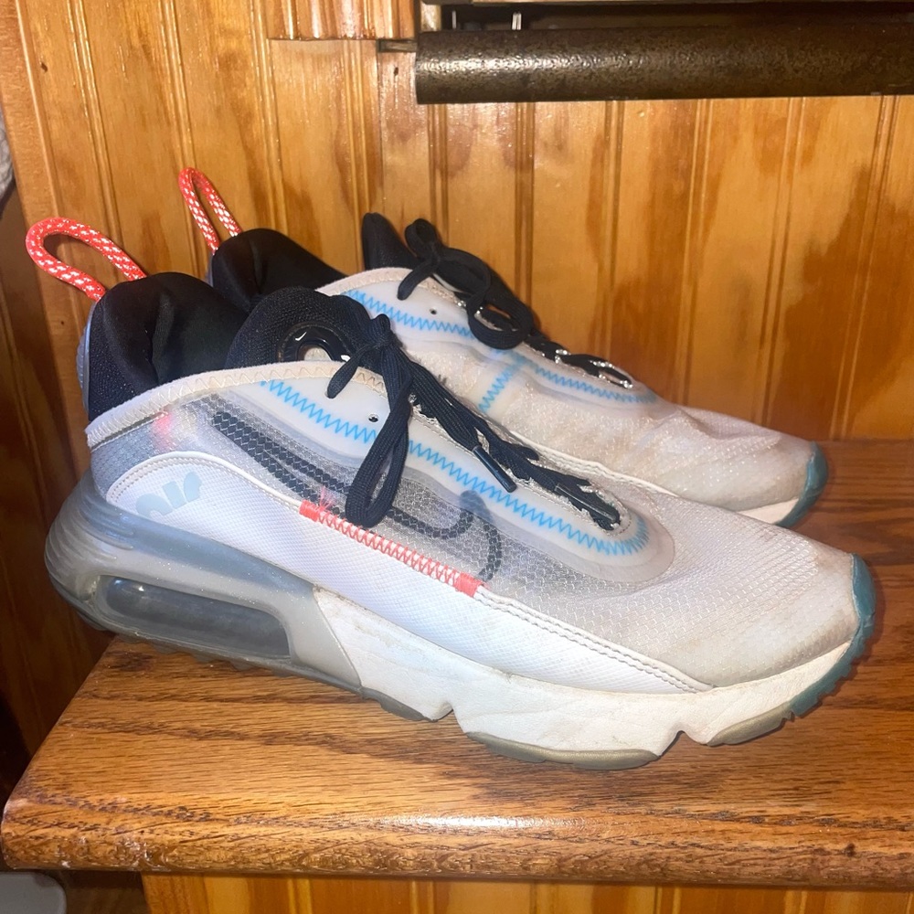 Nike Air Max 2090